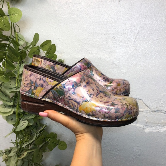 Dansko Shoes - Dansko Floral Clogs 40